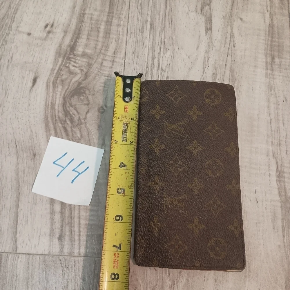 Authentic Louis Vuitton Monogram Checkbook Wallet Vintage